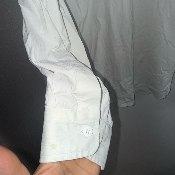 Lululemon long sleeve button down shirt size L for men’s - Picture 6 of 7